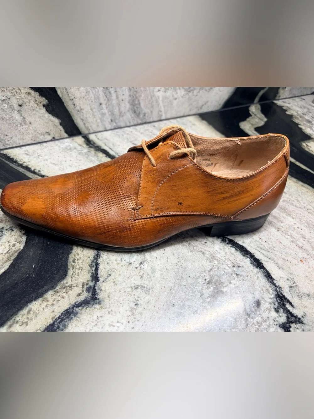 Fratelli Select Burnished Cognac Leather Derby Oxfords 9.5 | Hand-Finished Shoes